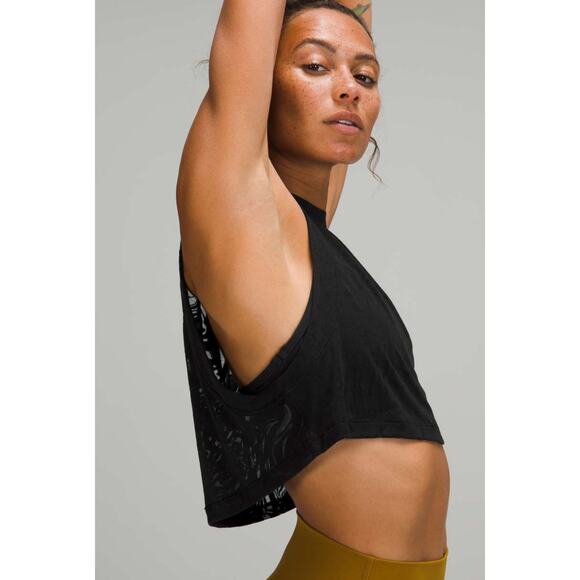 Lululemon All Yours Crop Tank Top Veil Black Size 6 - Picture 2 of 11